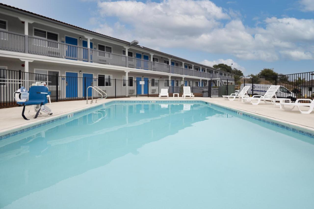 Days Inn By Wyndham Arroyo Grande Pismo Beach Dış mekan fotoğraf
